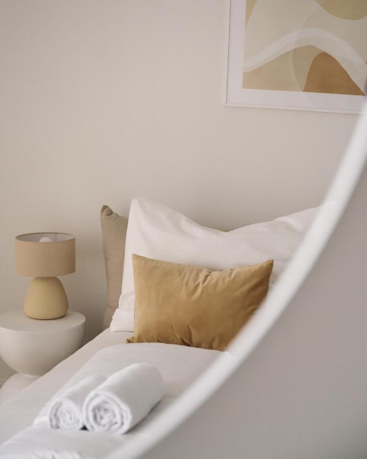 Stylish & Modern Apartment - Private Garden & Free Parking Вена Экстерьер фото
