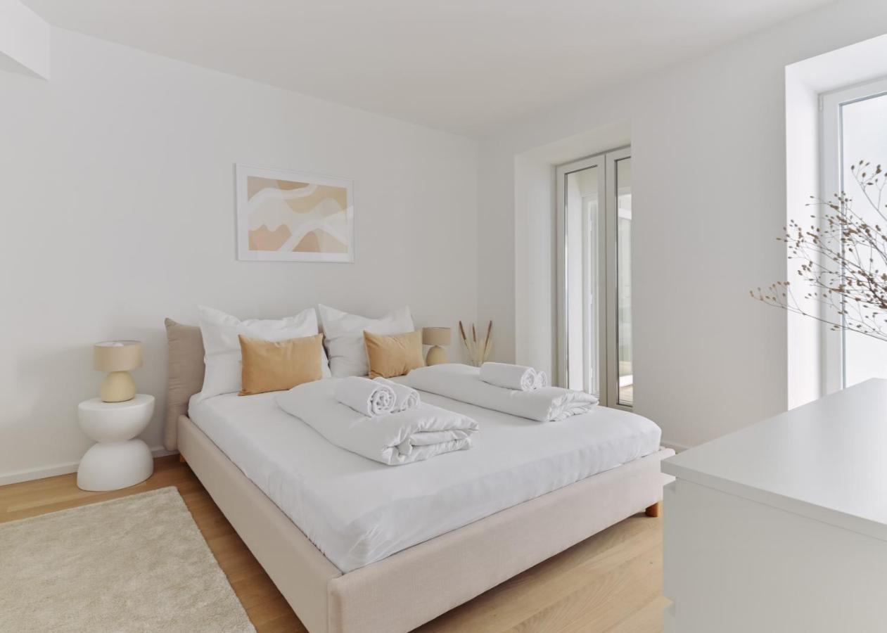 Stylish & Modern Apartment - Private Garden & Free Parking Вена Экстерьер фото