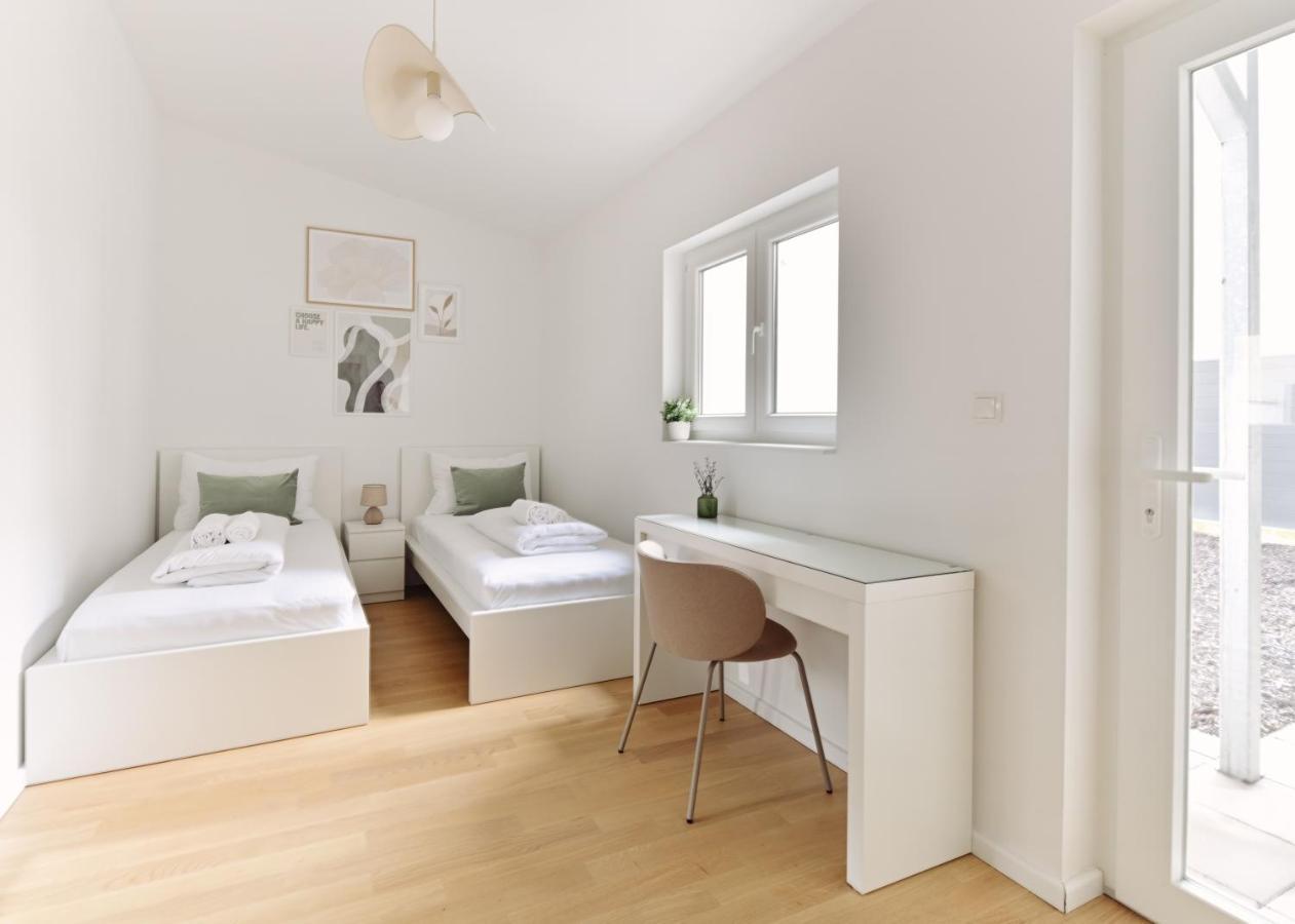 Stylish & Modern Apartment - Private Garden & Free Parking Вена Экстерьер фото